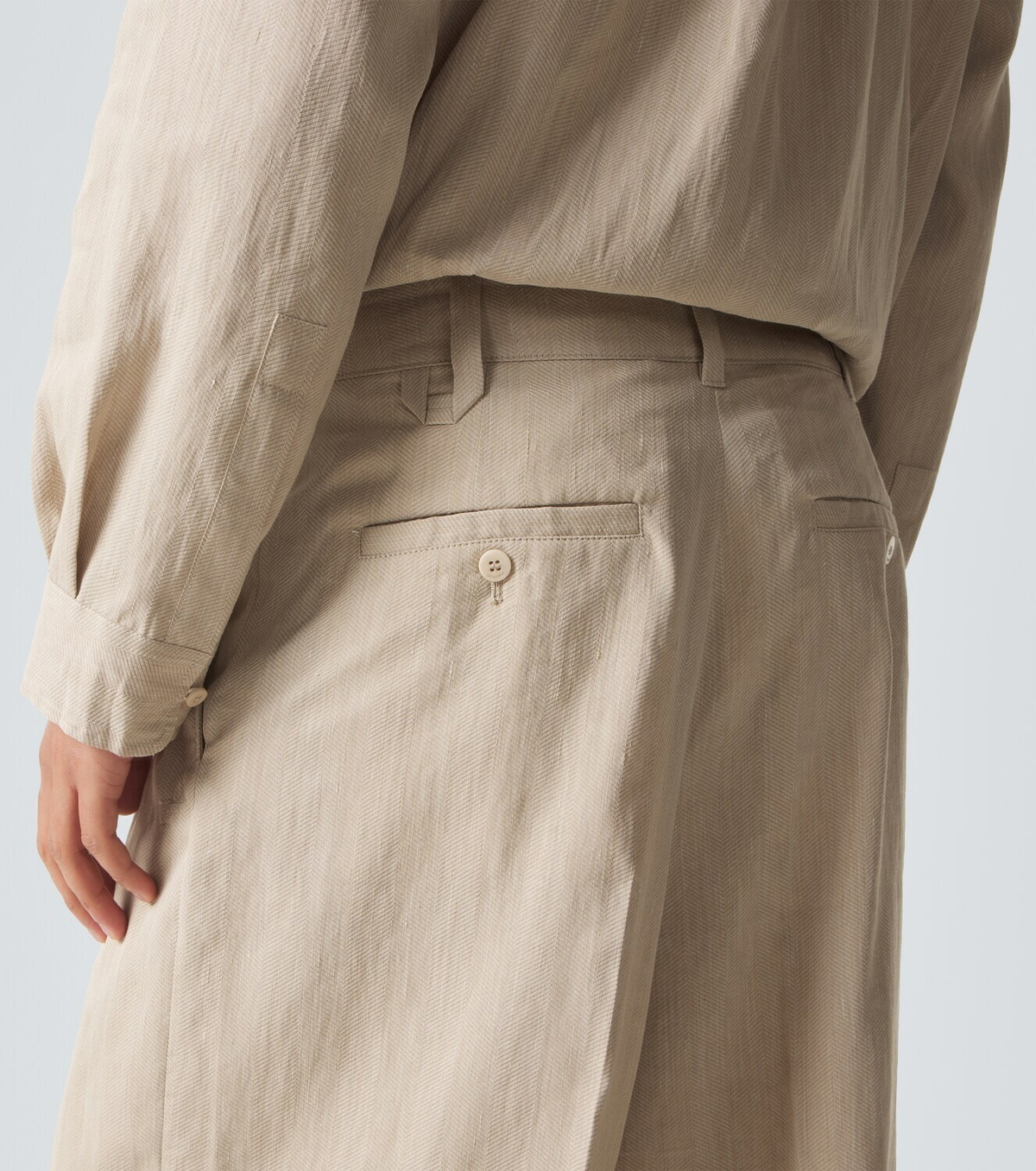 Jacquemus Pastro linen-blend Bermuda shorts