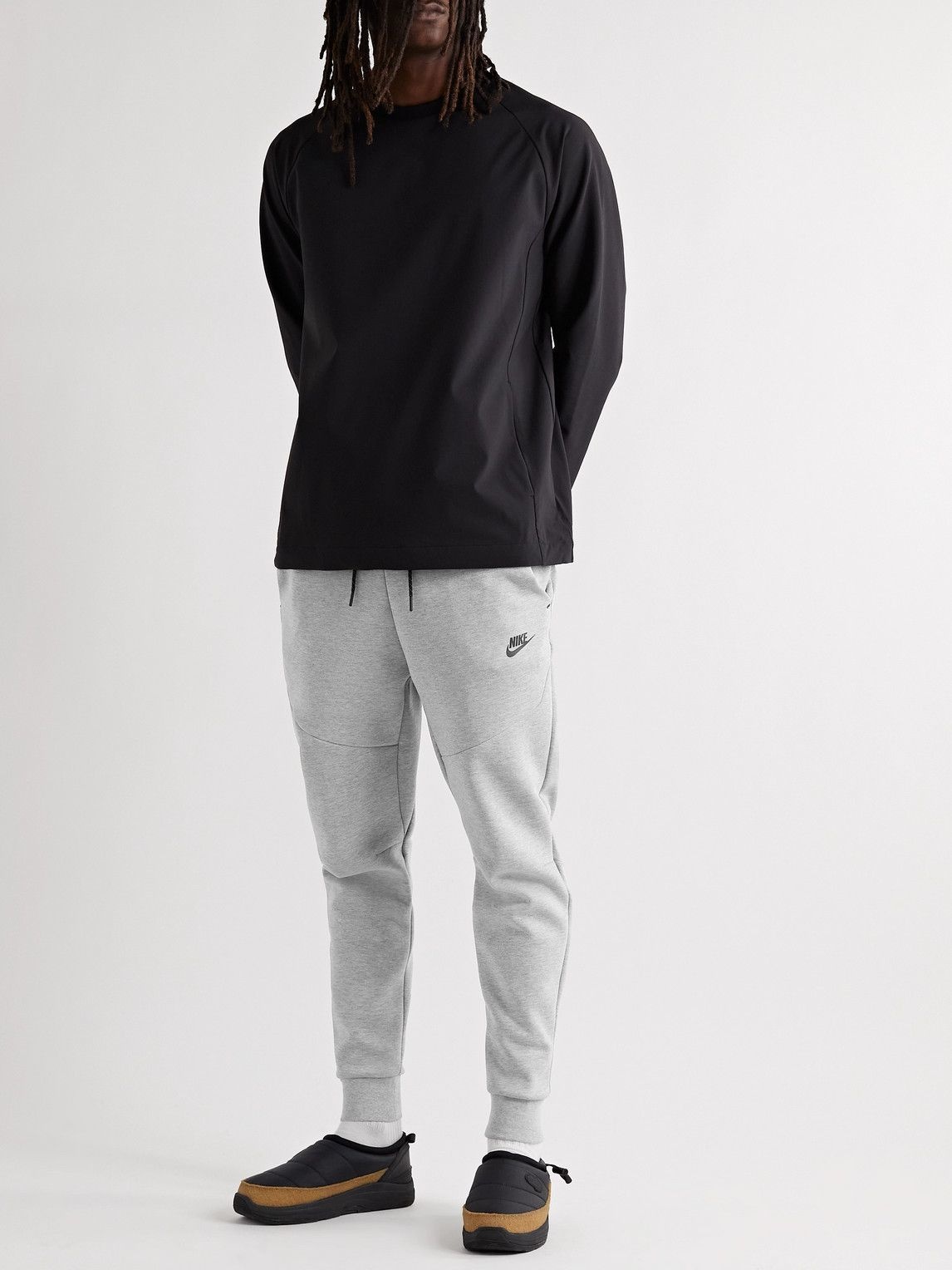 Nike - Sportswear Tapered Logo-Print Cotton-Blend Tech-Fleece Sweatpants -  Gray Nike