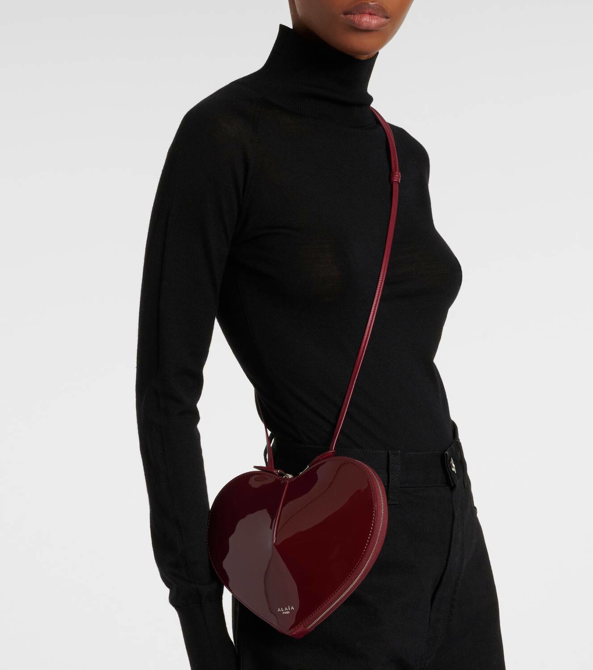 Alaïa Le Cœur patent leather shoulder bag ALAÏA