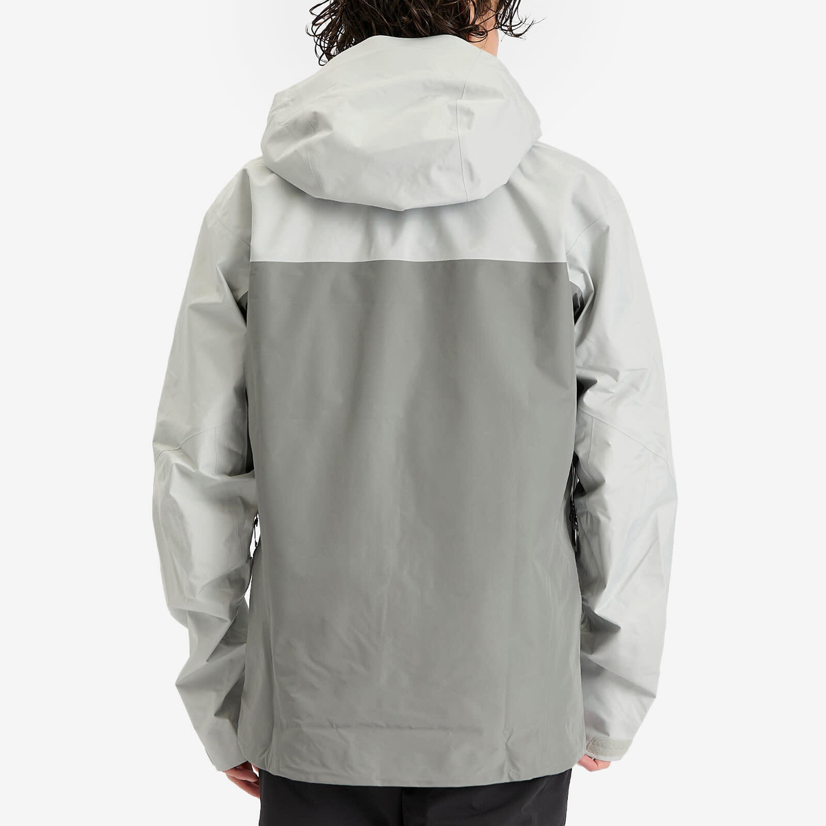 Arc'teryx Men's Beta AR Gore-Tex Jacket in Solitude/Void Arc'teryx