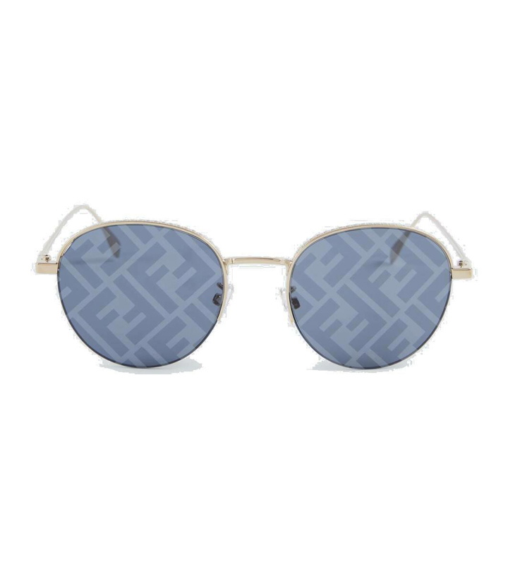 Photo: Fendi Fendi Travel round sunglasses
