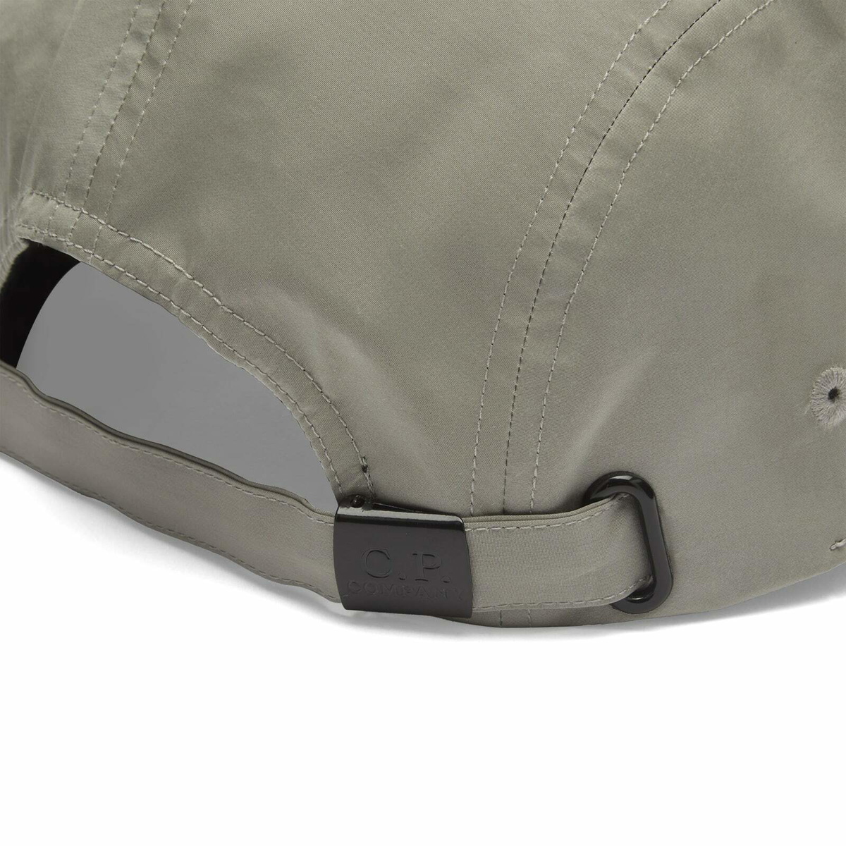 C.P. Company Men's Chrome-R Cap in Dove 