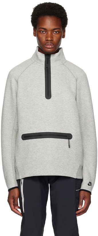 Photo: Nike Gray Half-Zip Sweatshirt