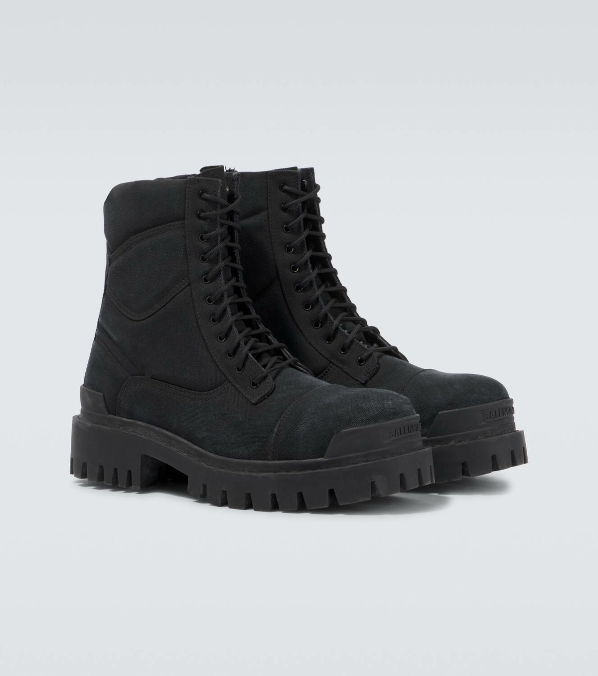 BALENCIAGA STRIKE COMBAT BOOTS 42