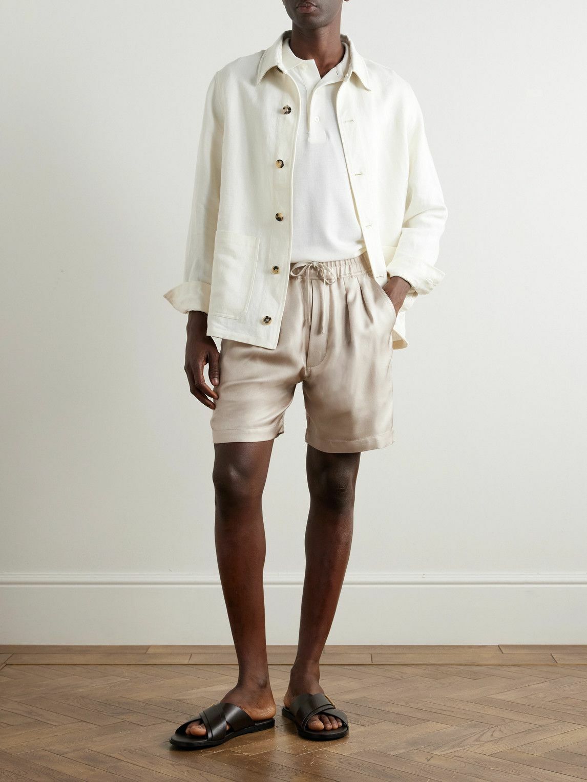 TOM FORD - Straight-Leg Pleated Silk-Twill Shorts - Neutrals TOM FORD