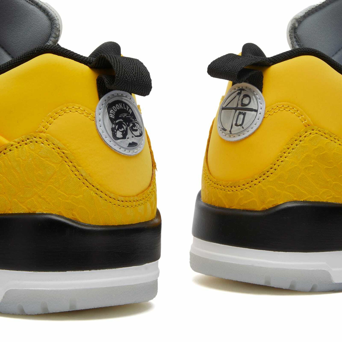 Air Jordan Men's SPIZIKE LOW SE GJDN Sneakers in Varsity Maize