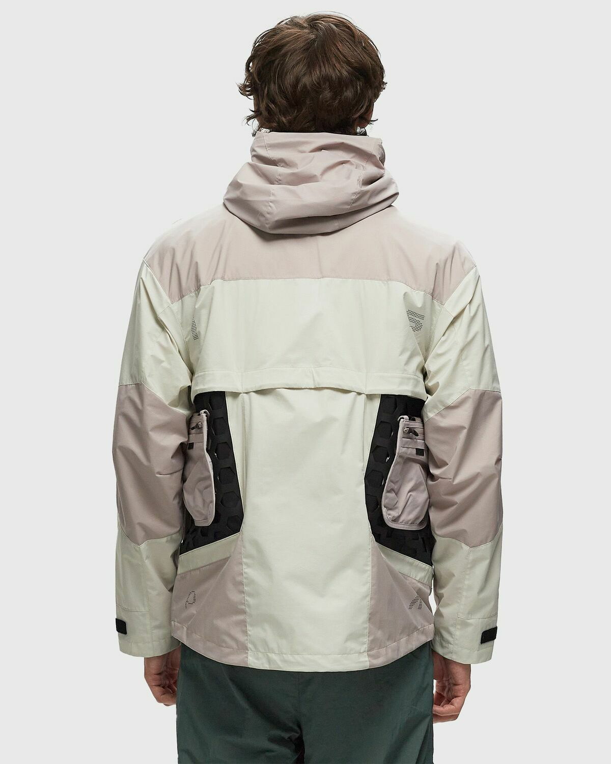 Nike Ispa Butterfly ジャケット | ニュートラル | FARFETCH JP