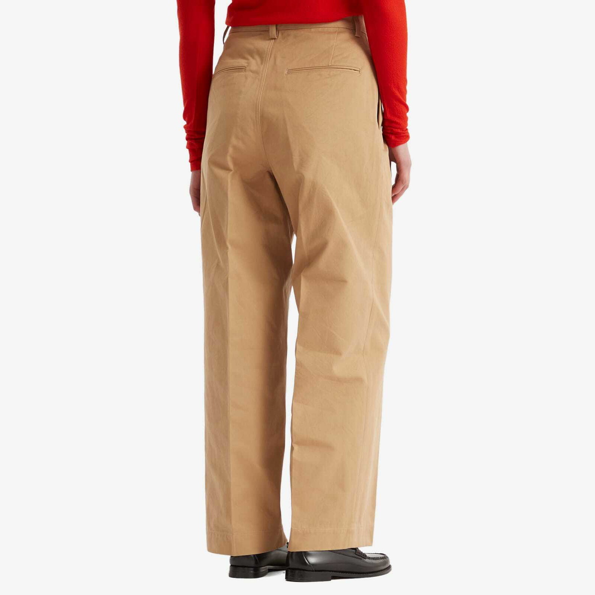 Auralee Women's Washed Finx Chino One-Tuck Pants in Camel
