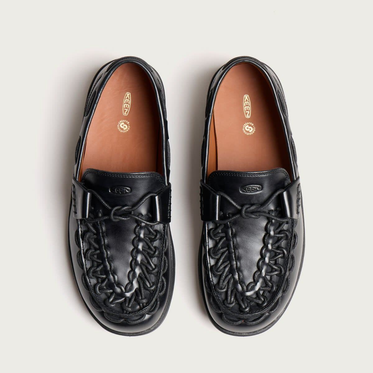 Keen Women's Uneek Loafer in Nocturnal Black