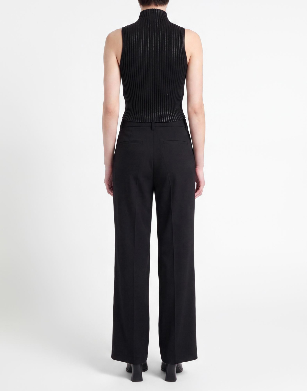 Peserico Womens Turtleneck in Black