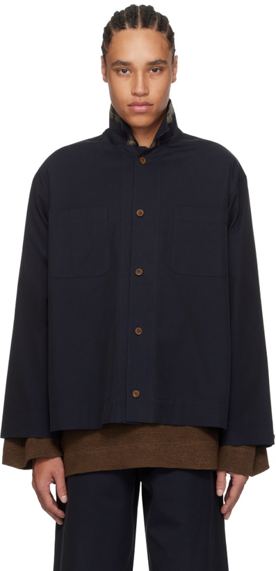Photo: Aviva Jifei Xue Black Boxy Shirt