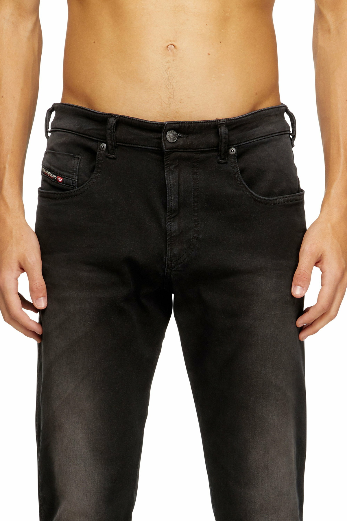 Diesel Slim 2062 D-Strukt Joggjeans - Jeans Mens in Black Diesel