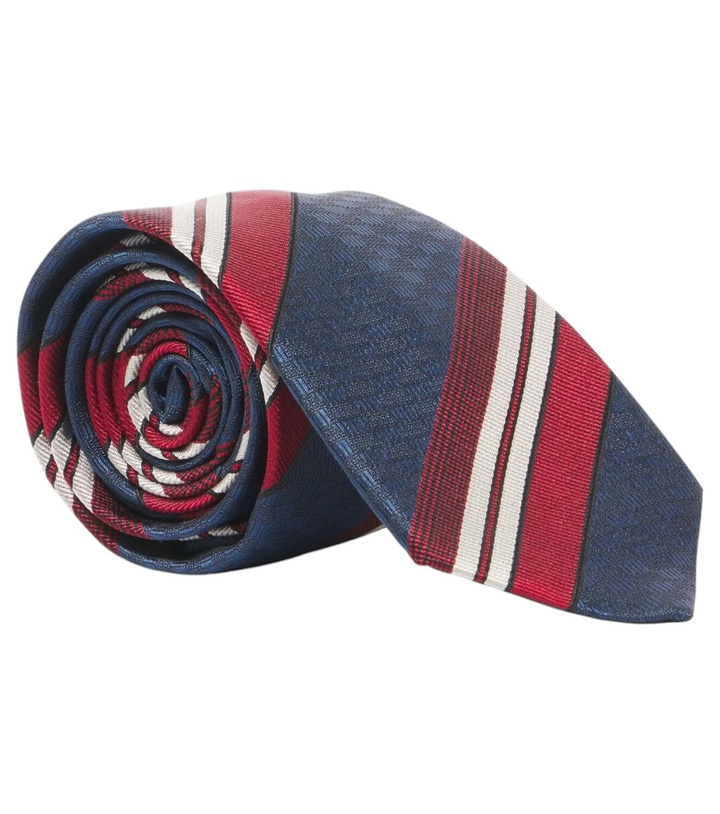 Photo: Valentino Garavani Silk twill tie