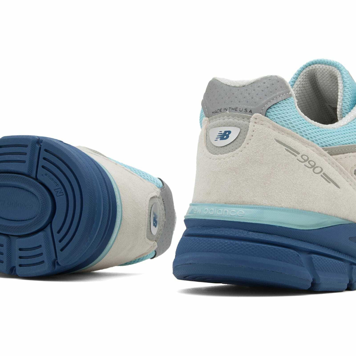 New Balance 990v4 Sneaker in Moonbeam/Magic Blue