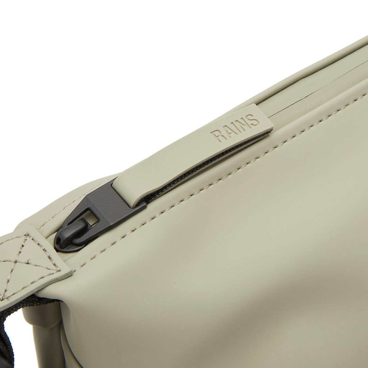 Rains Men's Hilo Wash Bag in Drift Rains