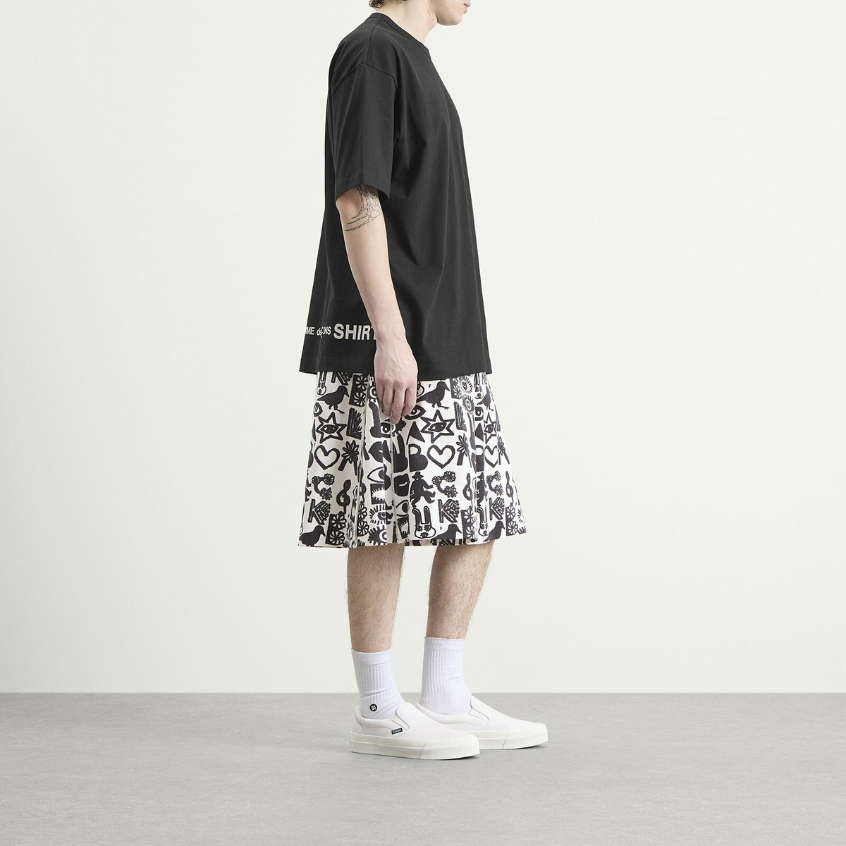 Comme des Garçons SHIRT Men's Oversized Printed Jersey in Black