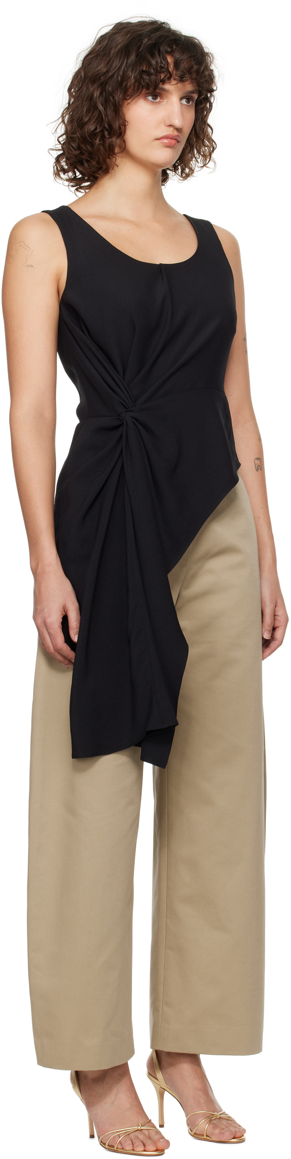 RECTO Black Asymmetric Twisted Top