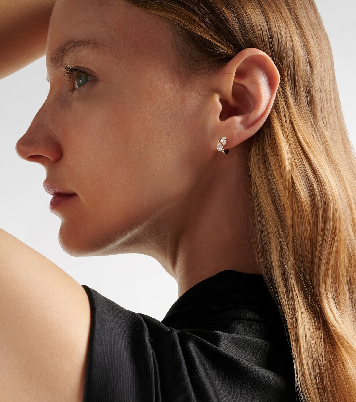 Repossi Serti Sur Vide 18kt rose gold single hoop earring with diamonds