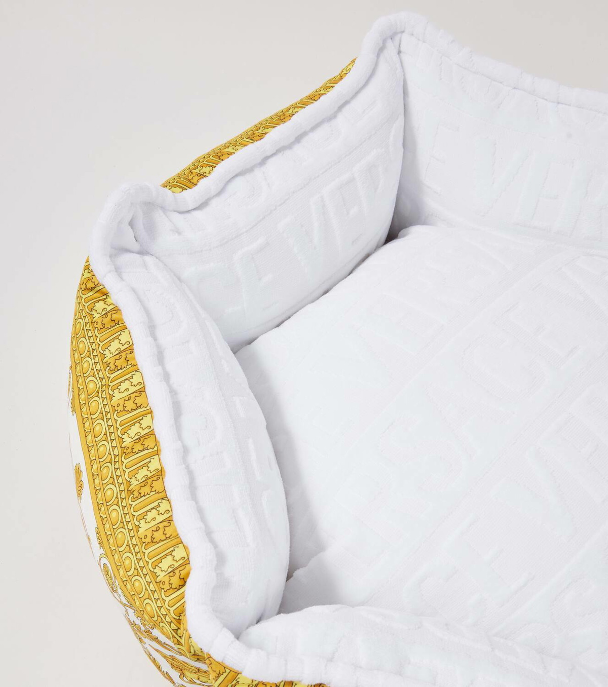 Versace Home I ♡ Baroque dog bed