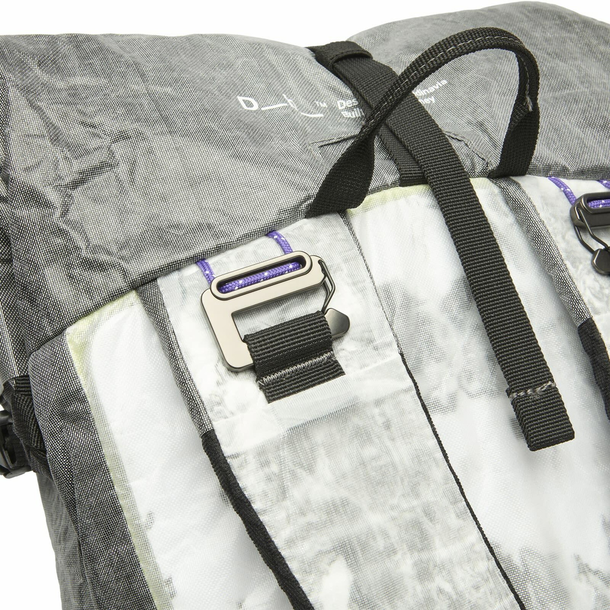 Db Journey Weigh Lighter Backpack 25L in Weigh Darker 