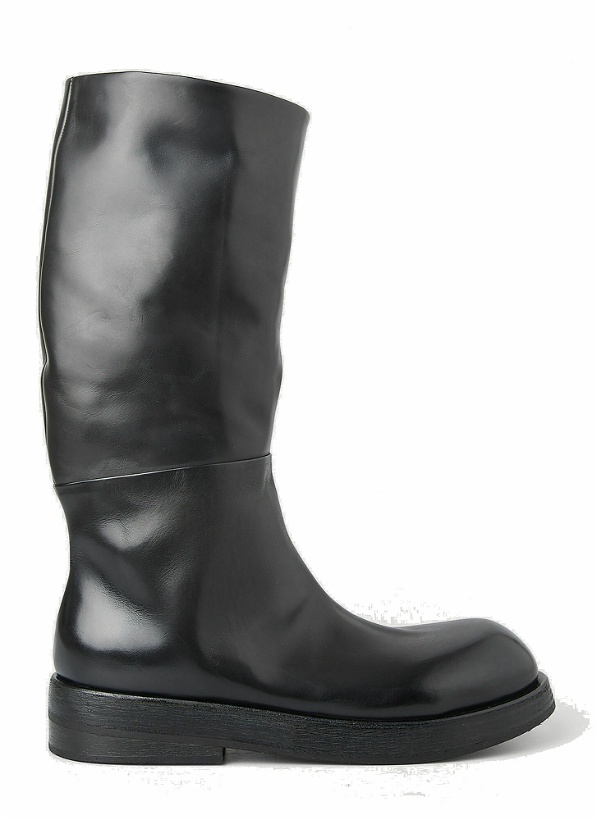 Photo: Musona Boots in Black