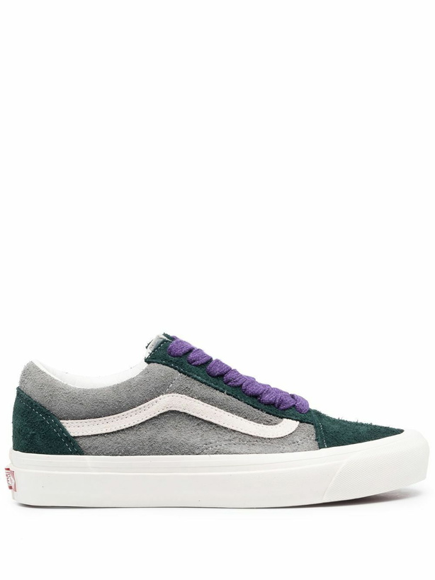 Photo: VANS - Old Skool Sneakers