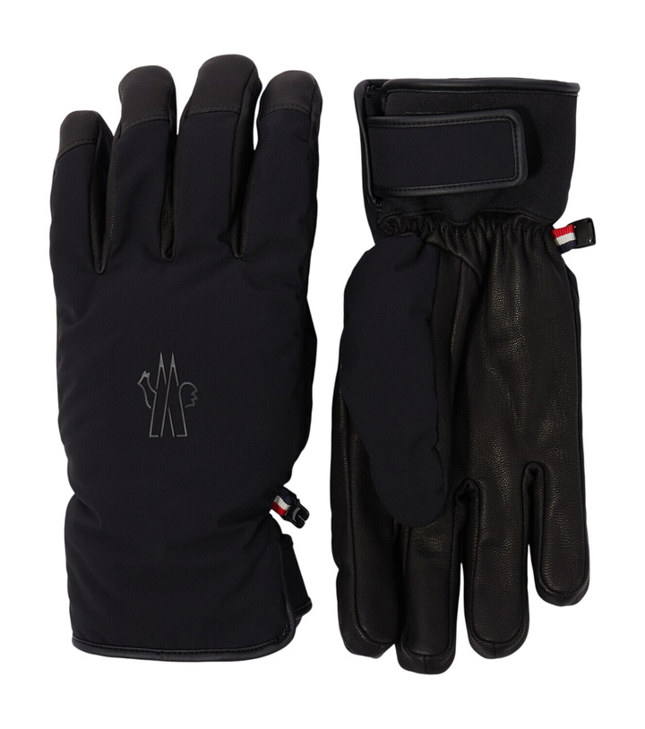 Photo: Moncler Grenoble Padded ski gloves