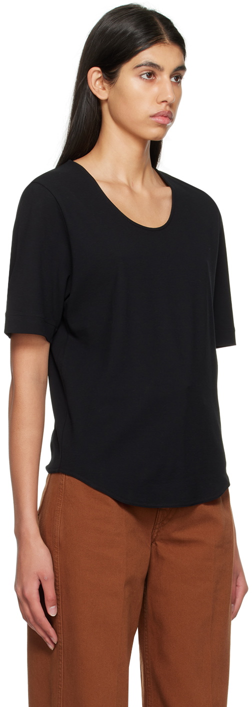 7211 Black Scoop Neck T-Shirt