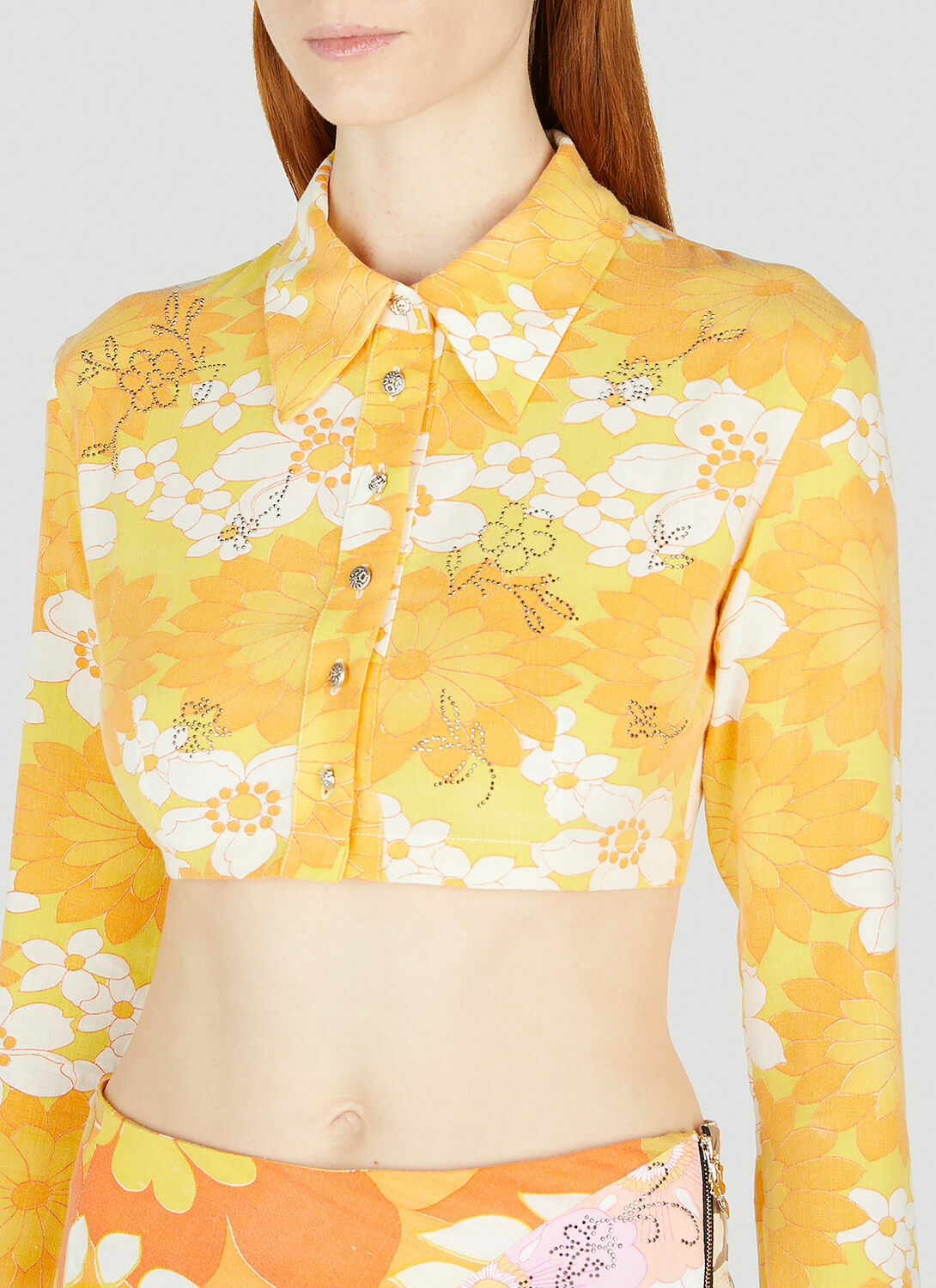 Rave Review Sommar Flower Cropped Shirt