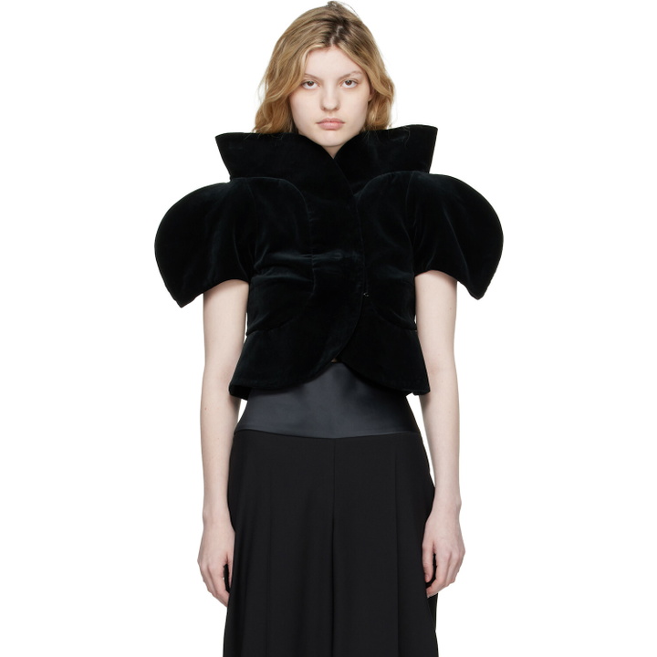 Photo: FIDAN NOVRUZOVA Black Sana Velvet Jacket
