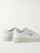 Autry - Medalist Leather Sneakers - White