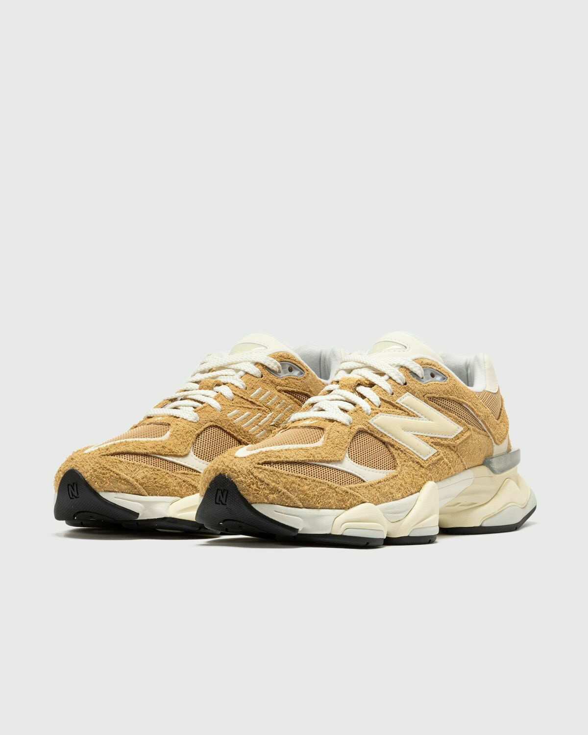 西たけろう　黄金 New Balance 9060 Yellow Lowtop New Balance