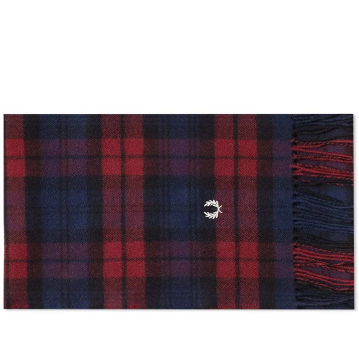 Photo: Fred Perry Tartan Scarf