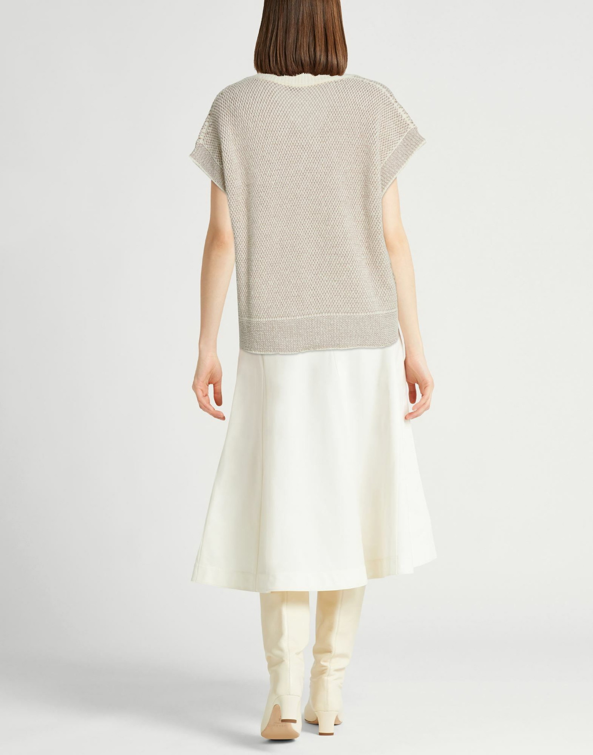 Peserico Womens Sweater in Off white