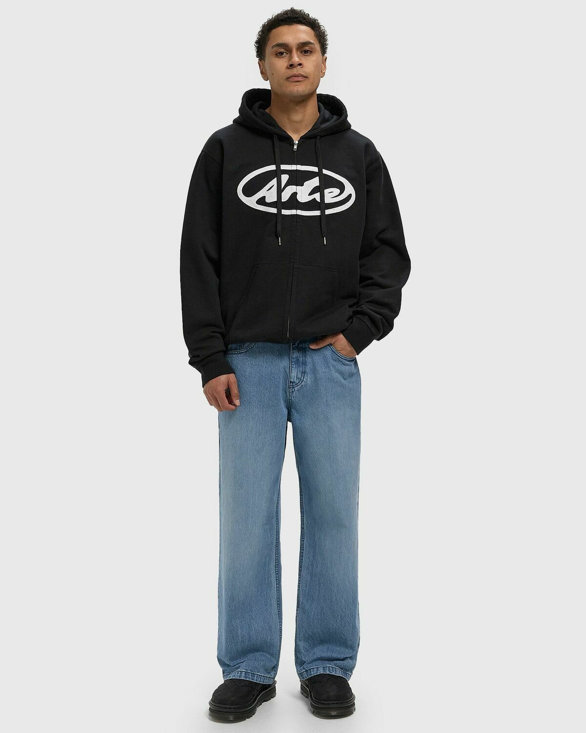 Circle Logo Pocket Pant