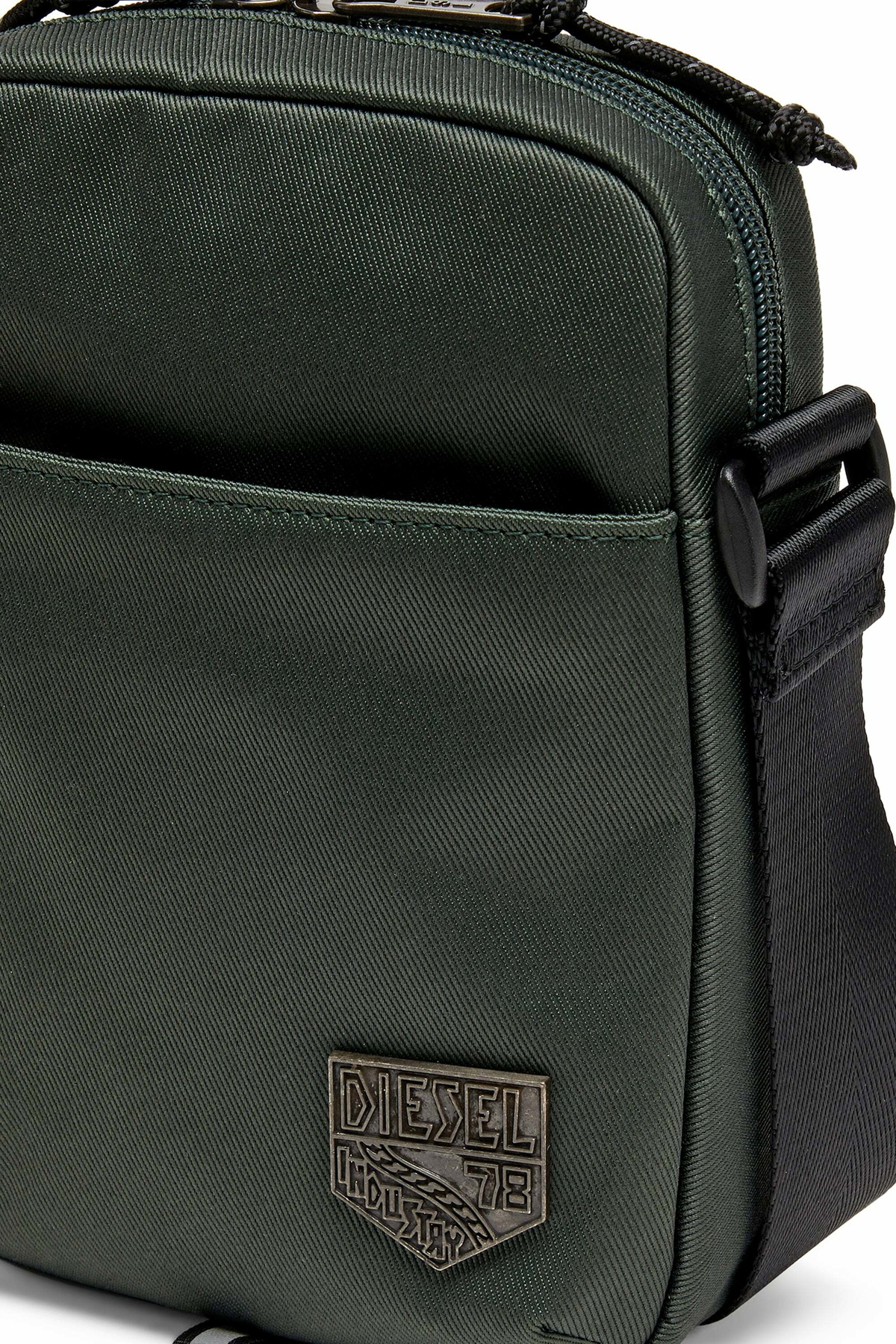 Diesel D-Pack - Crossbody bag with emblem logo - Crossbody Bags - Unisex - Green