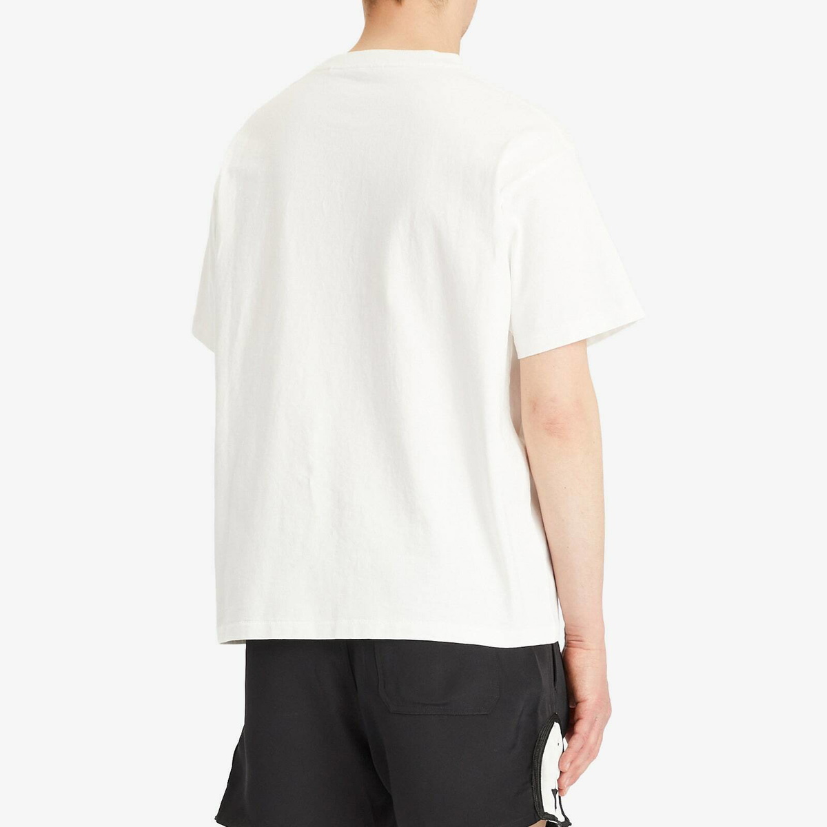 ☆夏におすすめ！☆ BODE SPORTSMAN PATCH POCKET T-SHIRT BODE Men's Sportsman Patch Pocket T-Shirt in Cream Bode