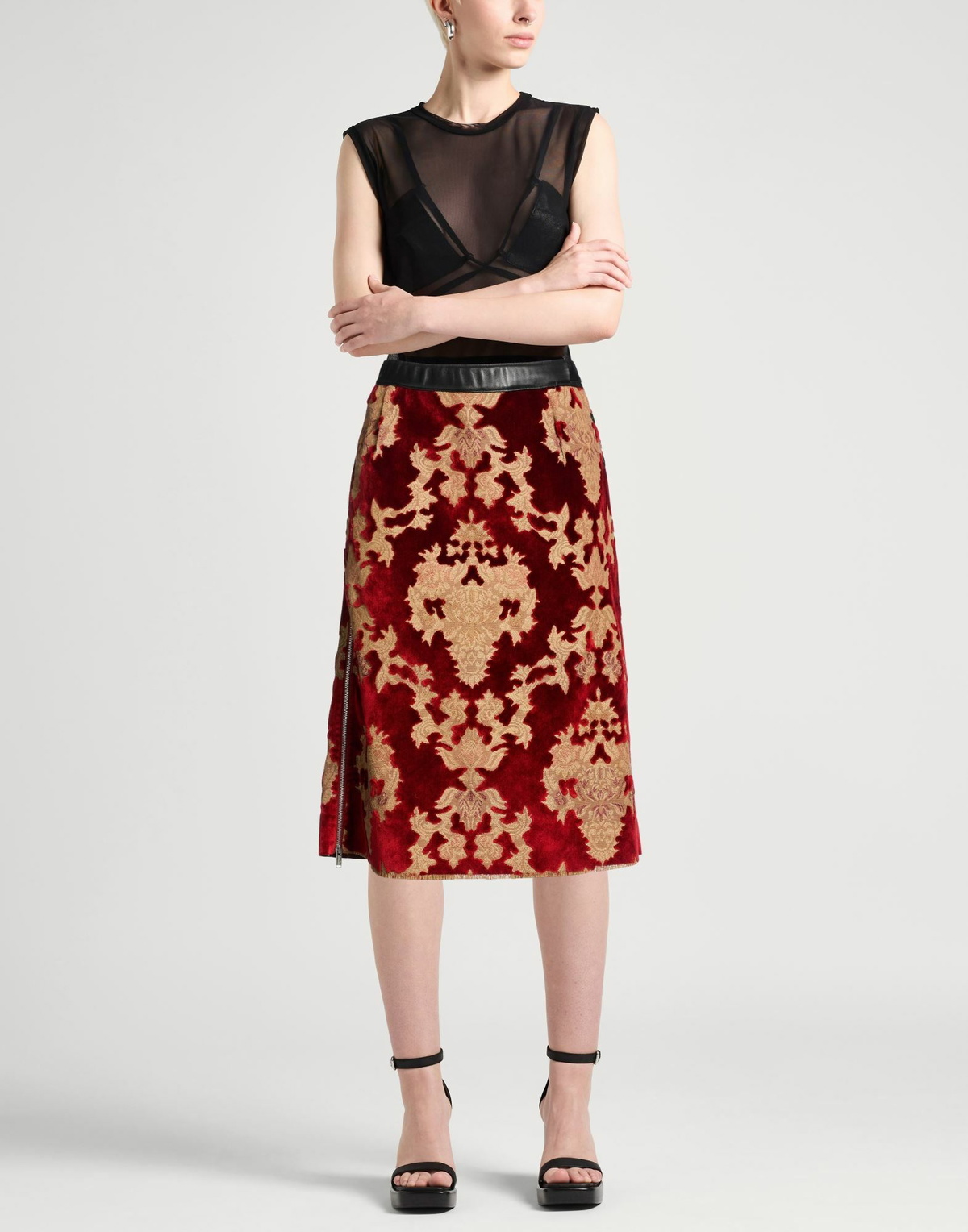Undercover Womens Midi skirt in Burgundy