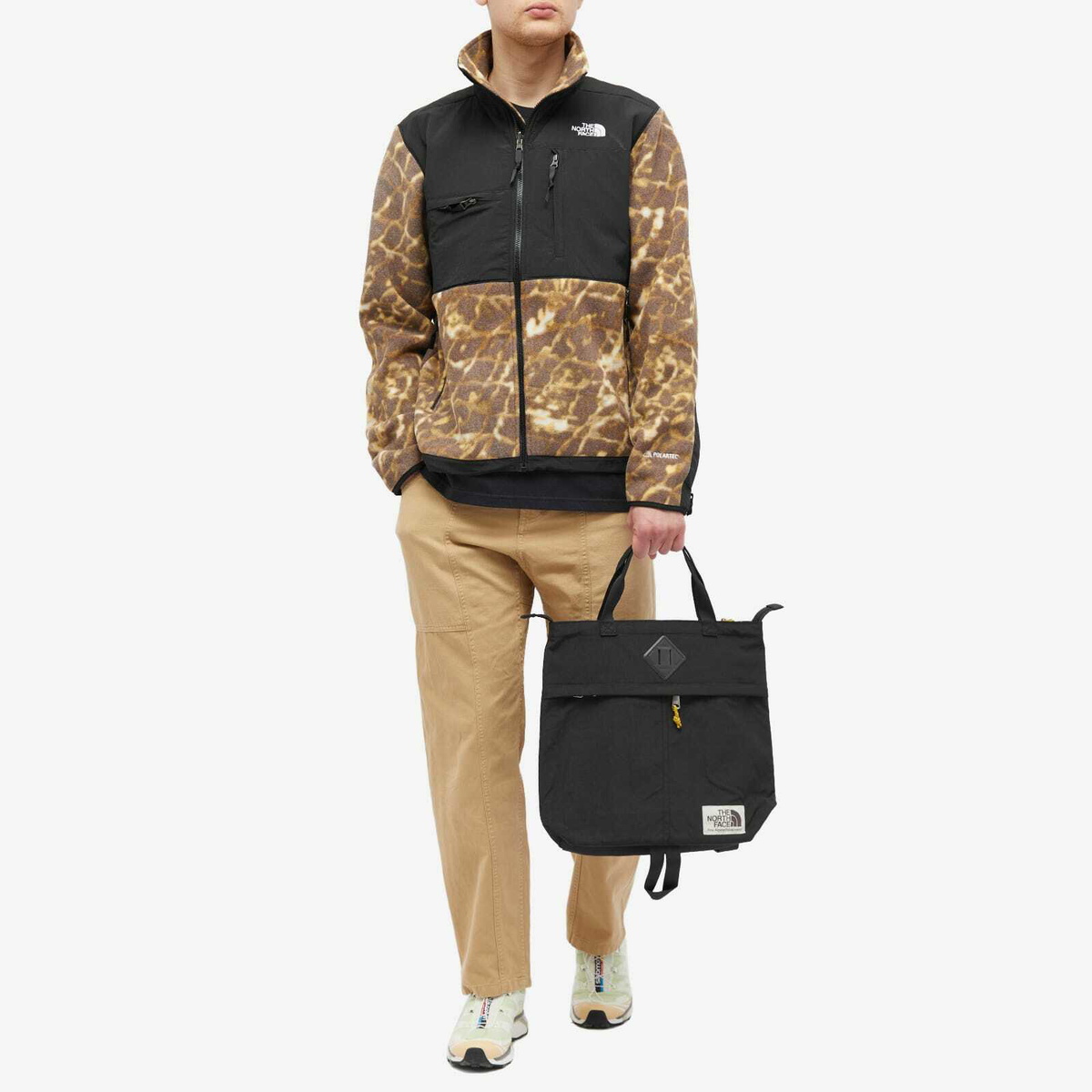 The North Face Men's Berkeley Tote Pack in Black/Mineral Gold The