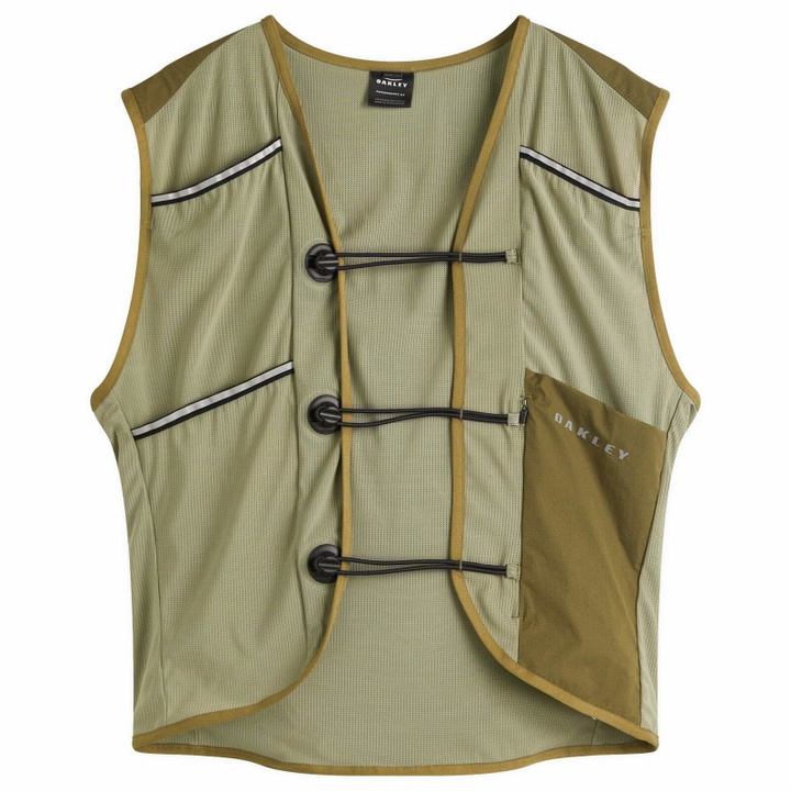 Photo: Oakley Men's Latitude Flight Vest Poncho in Army Green