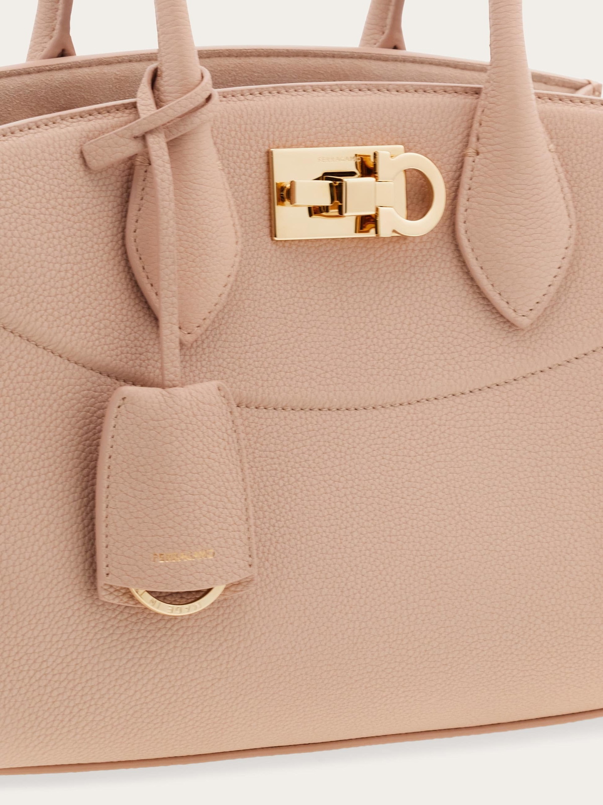 Ferragamo Womens New Ferragamo Studio Soft bag (M) in Pink
