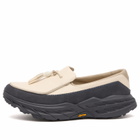 HOKA ONE ONE U Speed Loafer Sneaker in Birch/Charcoal Grey