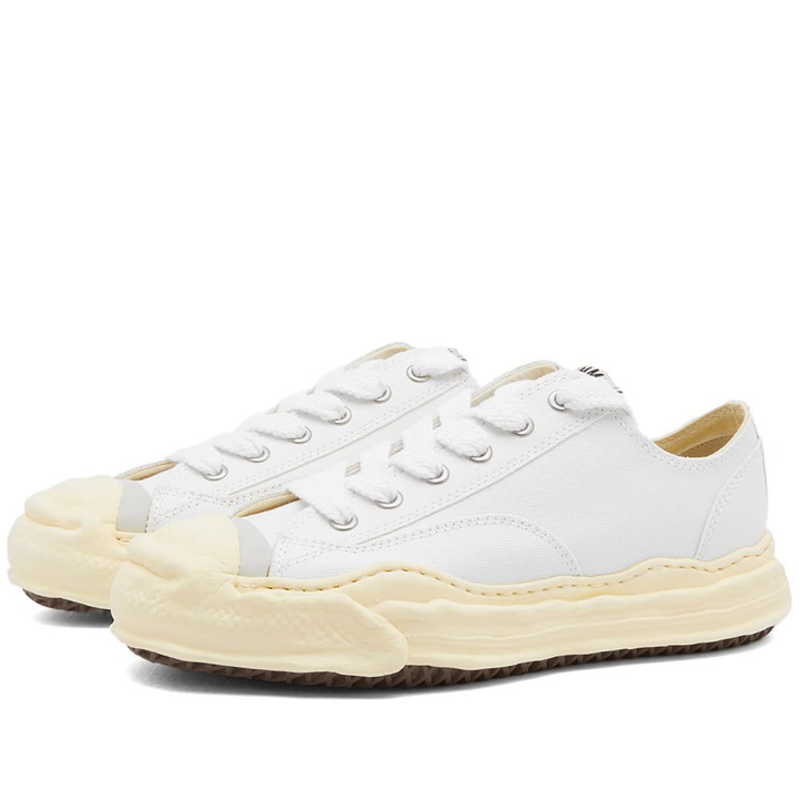 Photo: Maison MIHARA YASUHIRO Men's Hank Original Vintage Low Sneakers in White