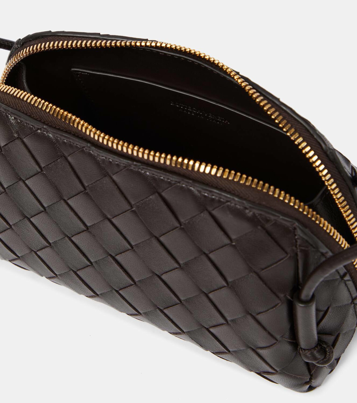 ショルダーバッグ・ポシェット Bottega Veneta Concert Crossbody Bag In Smooth Leather Bottega Veneta® Women's Concert Pouch in Black. Shop online now.