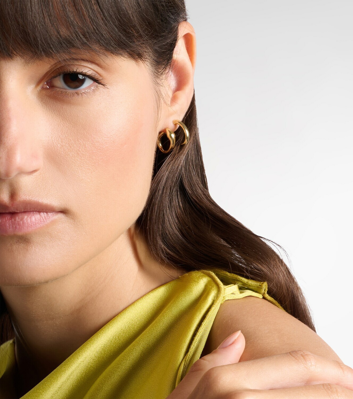 Ileana Makri Spiral Cobra 18kt gold earrings with emeralds