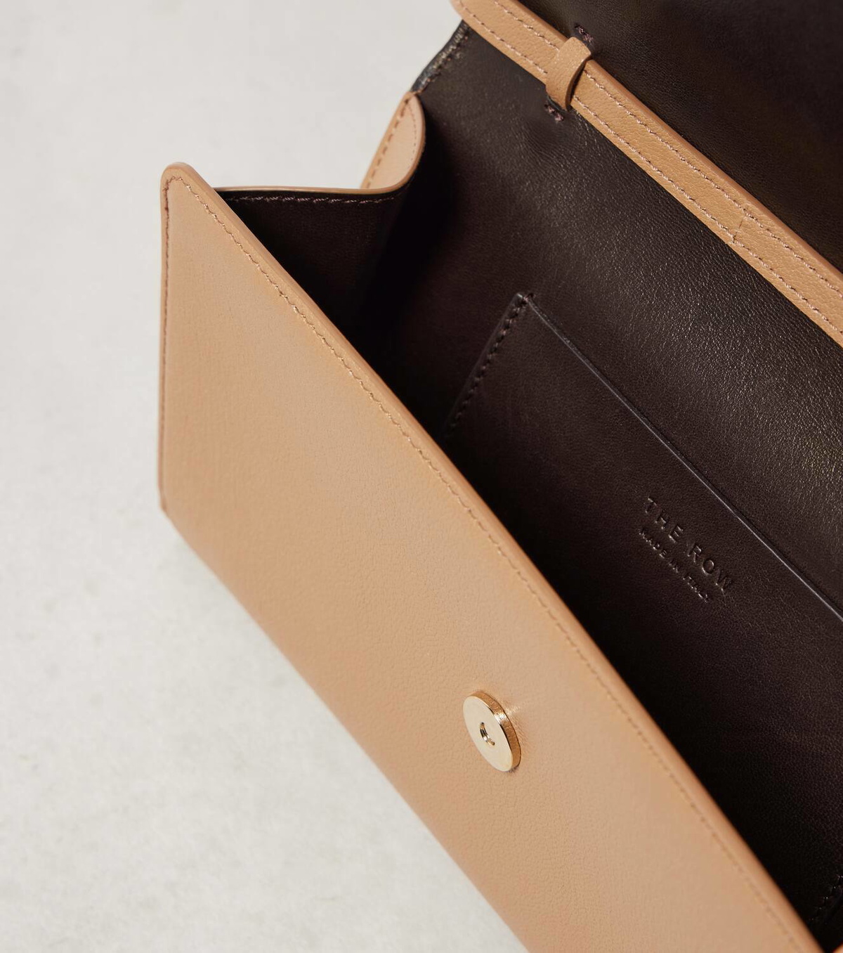 人気【The Row】Evening Clutch in Leather (色:Warm Chestnut) Evening Clutch Tan in Leather – The Row