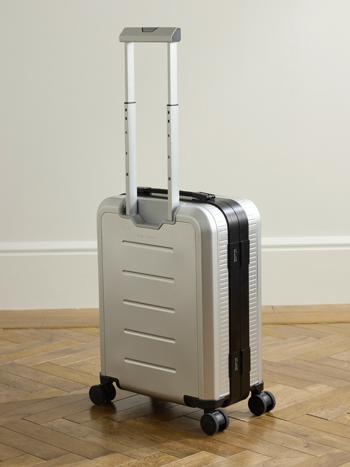 DB Journey - Ramverk Polycarbonate and Aluminium Carry-On Suitcase