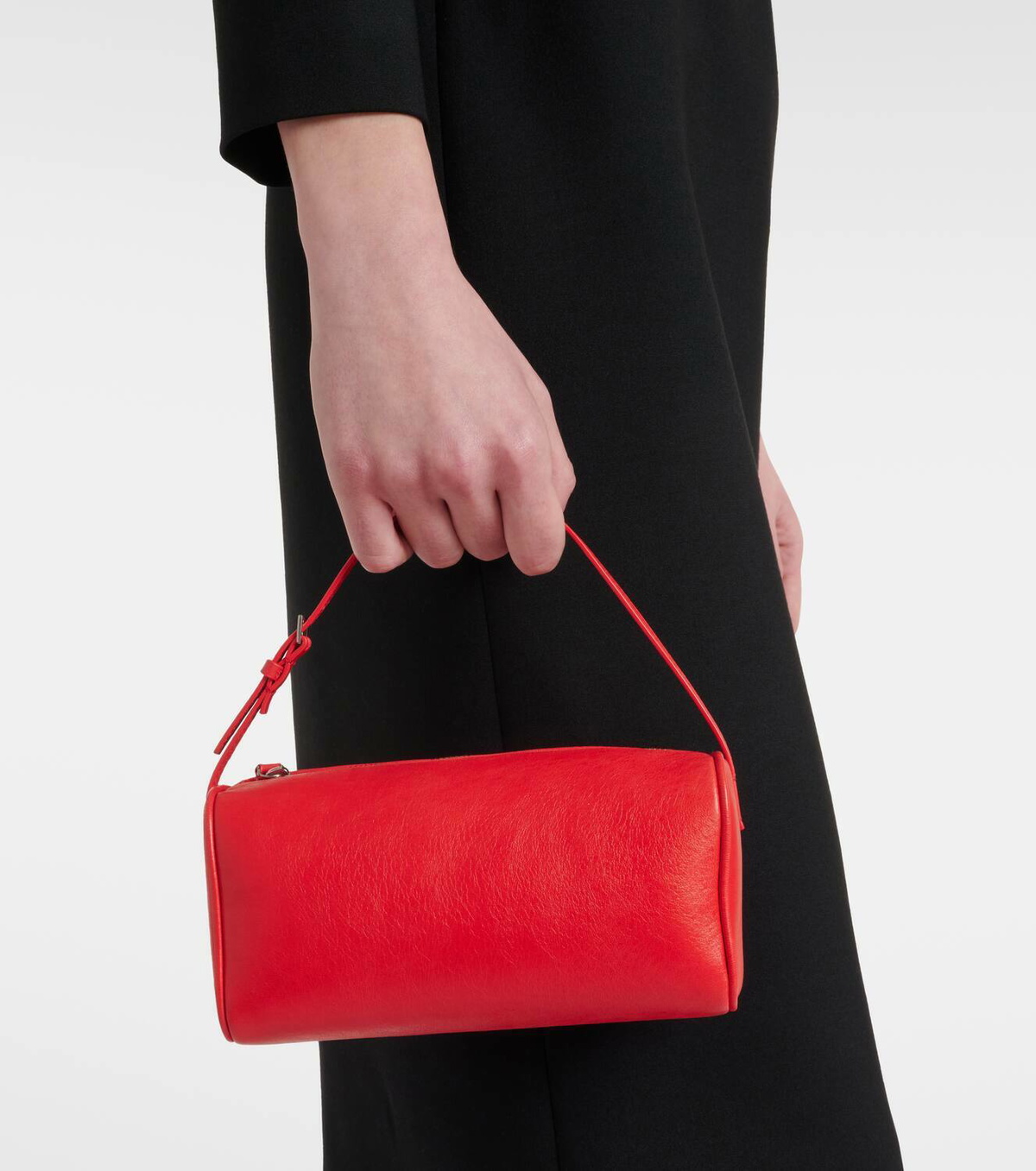 ショルダーバッグ・ポシェット The Row 90's Bag in Leather 90's Bag Black in Leather – The Row