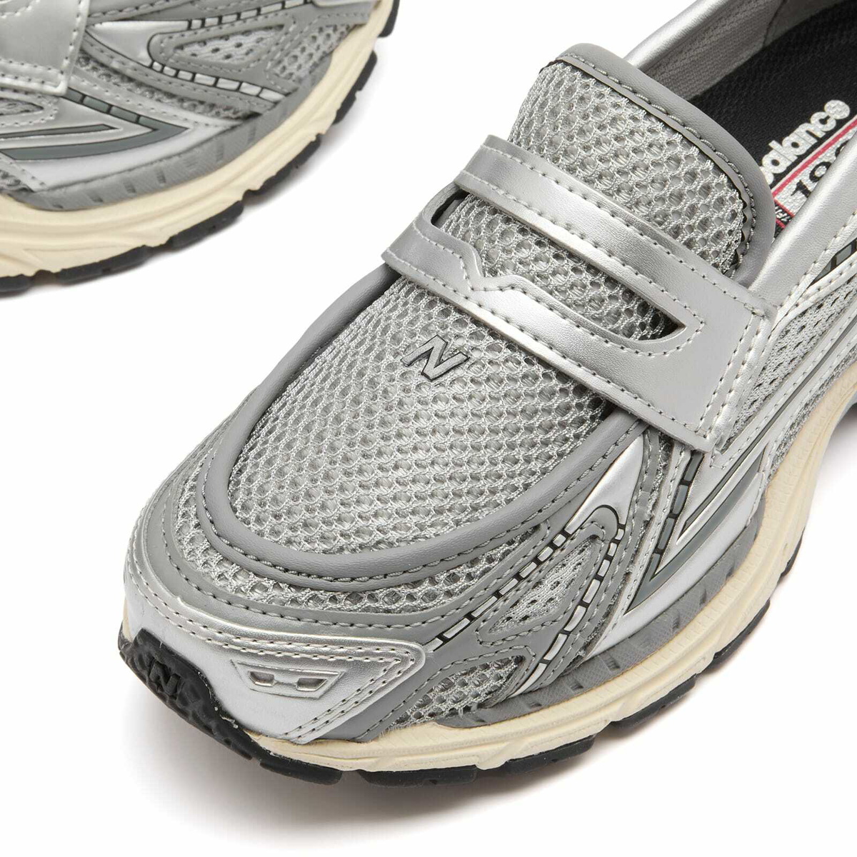 New Balance 1906 Loafer in Silver New Balance