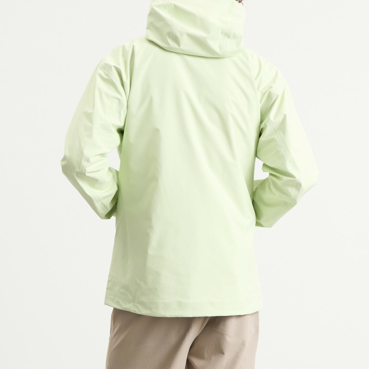 Arc'teryx Men's Beta Gore-Tex Jacket in Dark Shincha Arc'teryx